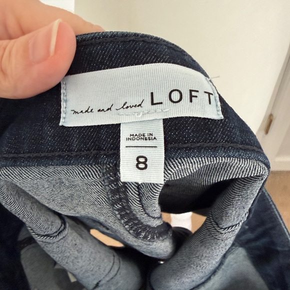 LOFT Denim mini skirt size 8 - Picture 4 of 5